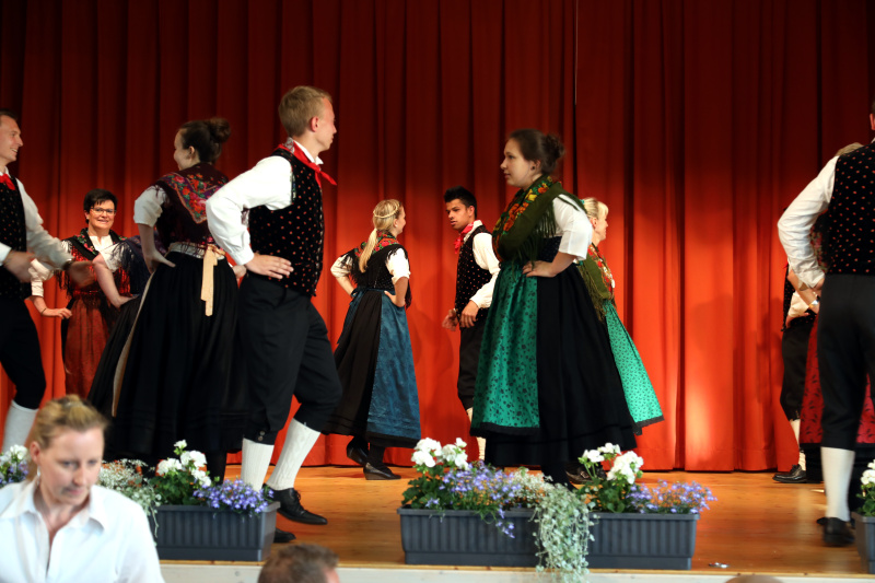 Tanzgruppe (18)
