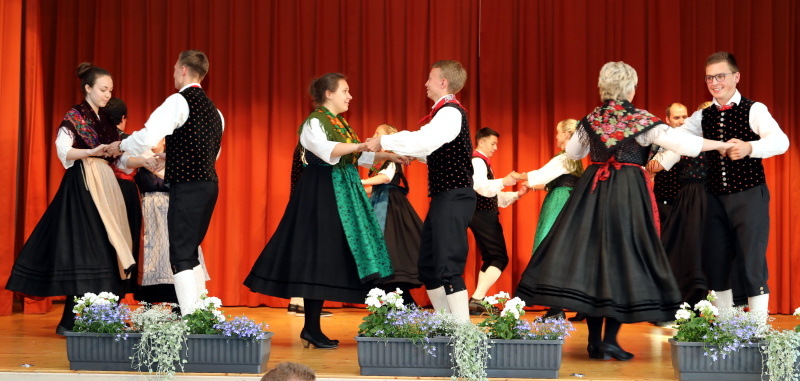 Tanzgruppe (20)