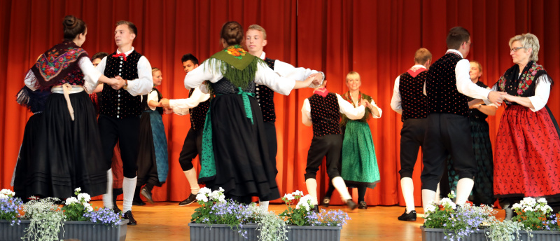 Tanzgruppe (26)