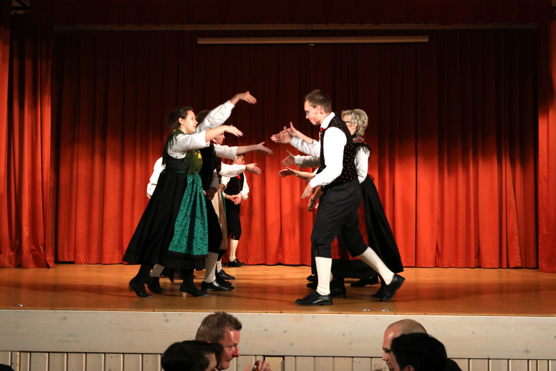 Tanzgruppe (37)