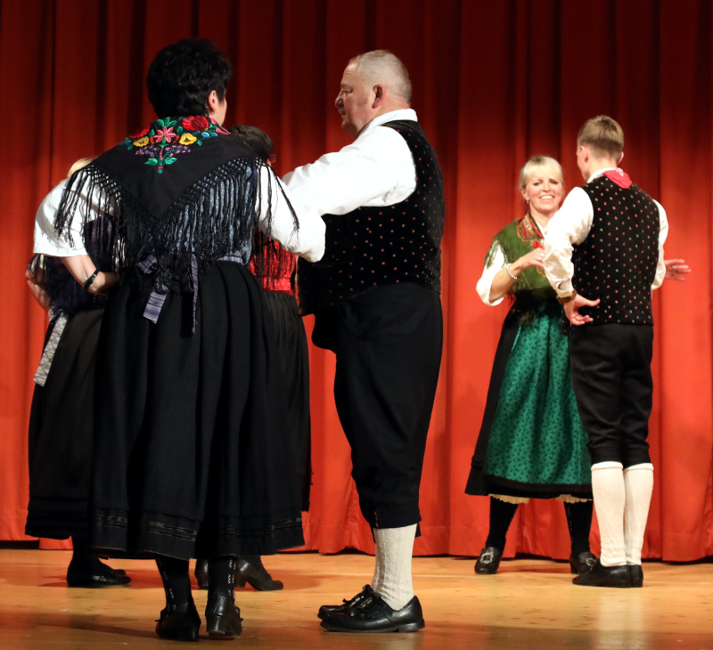 Tanzgruppe (47)