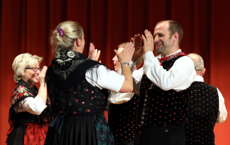 Tanzgruppe (59)